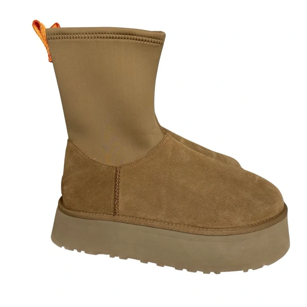 UGG Wheat Classic Dipper Winter Platform Boots. Sz: 11